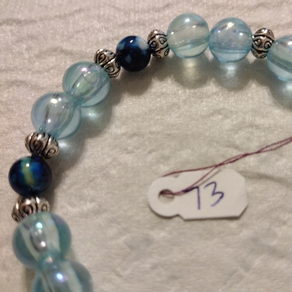 Artemis's Gems custom-made beaded bracelet with silver metal beads - Picture 4 of 4